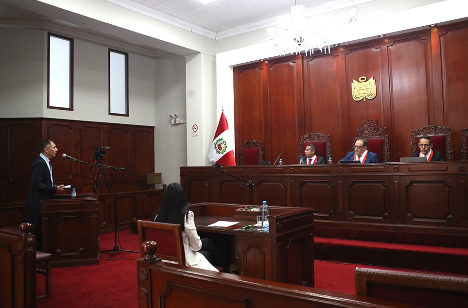 LA SALA SEGUNDA SESIONÓ EN AUDIENCIA PÚBLICA Y DEJÓ AL VOTO 39 PROCESOS CONSTITUCIONALES