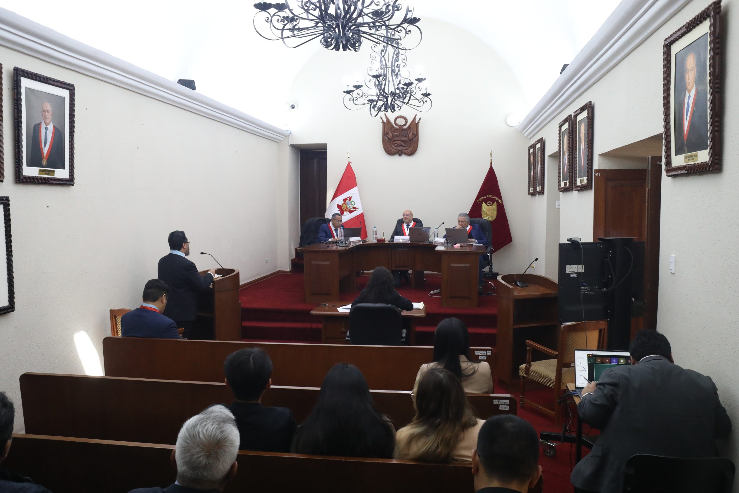 LA SALA PRIMERA DEL TRIBUNAL CONSTITUCIONAL SESIONÓ EN AUDIENCIA PÚBLICA DESCENTRALIZADA EN AREQUIPA Y DEJÓ AL VOTO 70 PROCESOS CONSTITUCIONALES