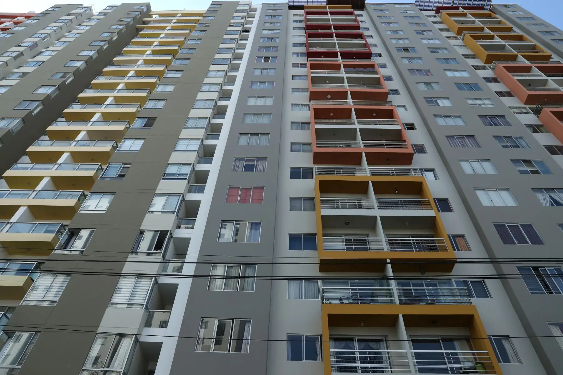 TC ORDENA A JUZGADO ADMITIR DEMANDA CONTRA JUNTA DE PROPIETARIOS DEL EDIFICIO DONDE NO HAY ROTACIÓN DE PRESIDENTA HACE 17 AÑOS