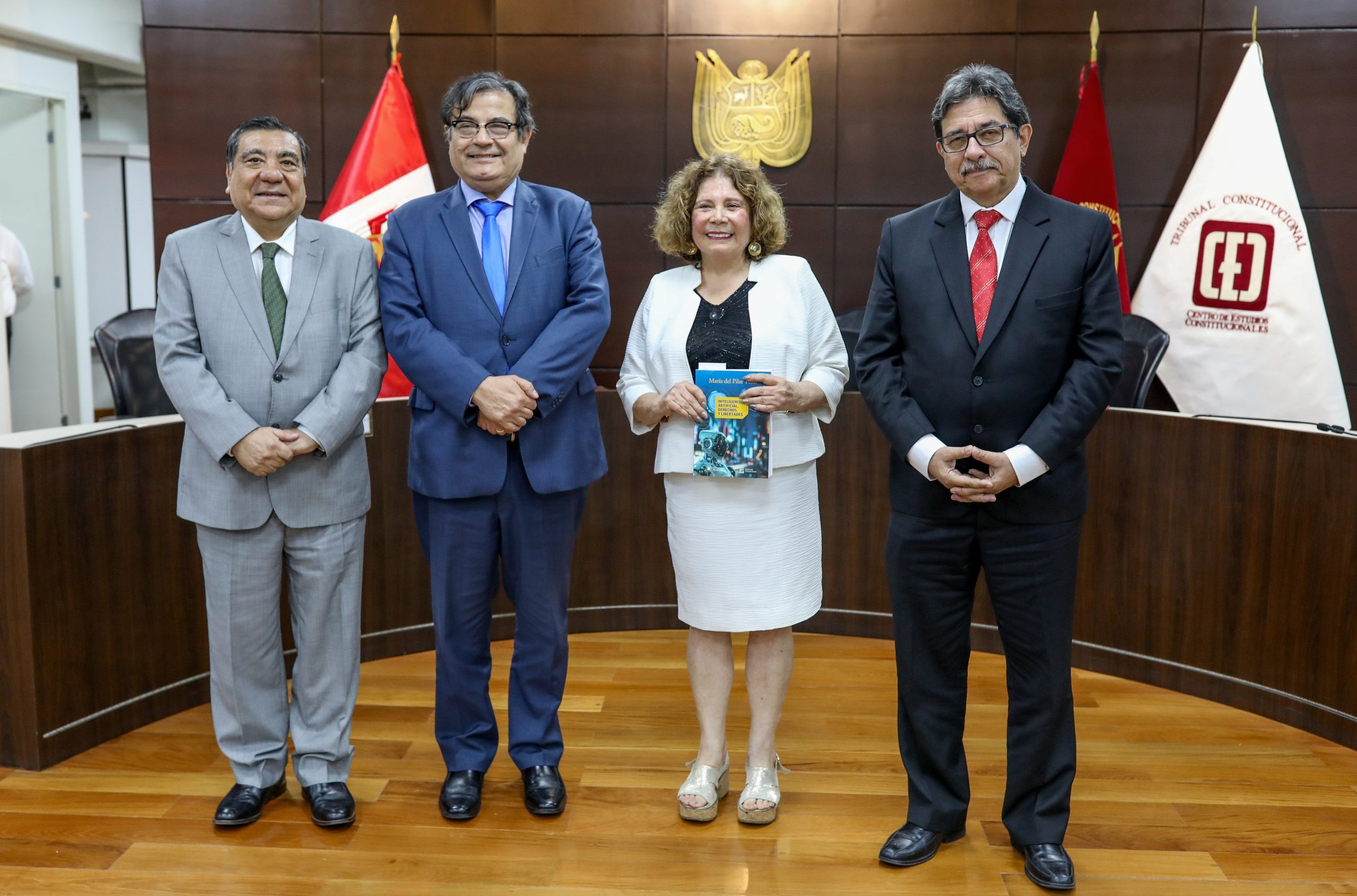 CONFERENCIA PANEL SOBRE “DEMOCRACIA, DERECHO E INTELIGENCIA ARTIFICIAL” ORGANIZÓ EL TRIBUNAL CONSTITUCIONAL