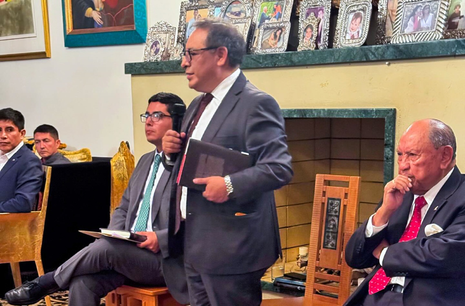 MAGISTRADO DEL TC GUSTAVO GUTIÉRREZ INICIÓ LA RUEDA DE PRESENTACIONES DEL LIBRO HOMENAJE POR EL BICENTENARIO DE JOSÉ FAUSTINO SÁNCHEZ CARRIÓN EN TRUJILLO