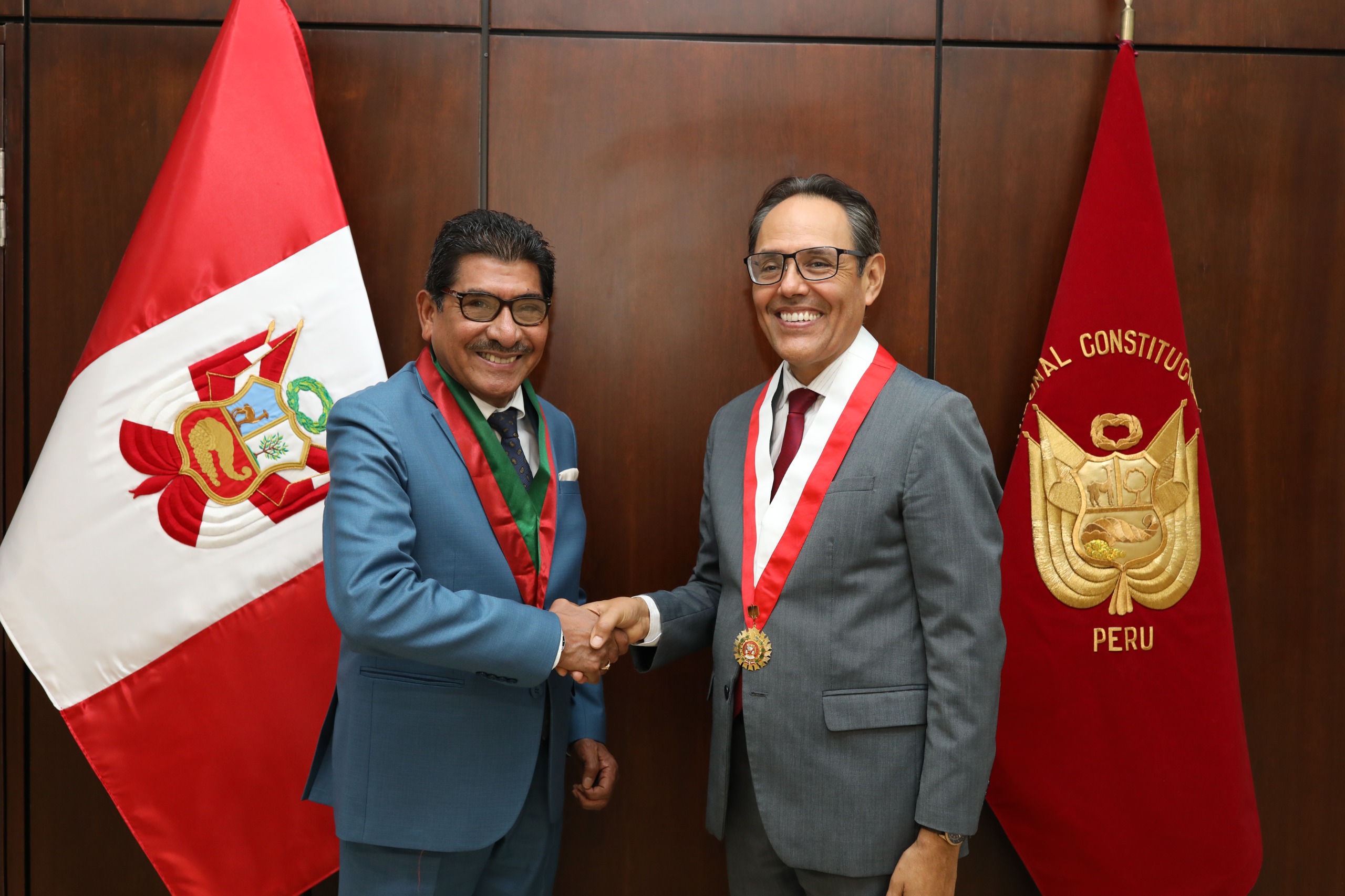 PRESIDENTE EN FUNCIONES DEL TC HELDER DOMÍNGUEZ RECIBIÓ LA VISITA PROTOCOLAR DEL PRESIDENTE DE LA ACADEMIA DE LA MAGISTRATURA