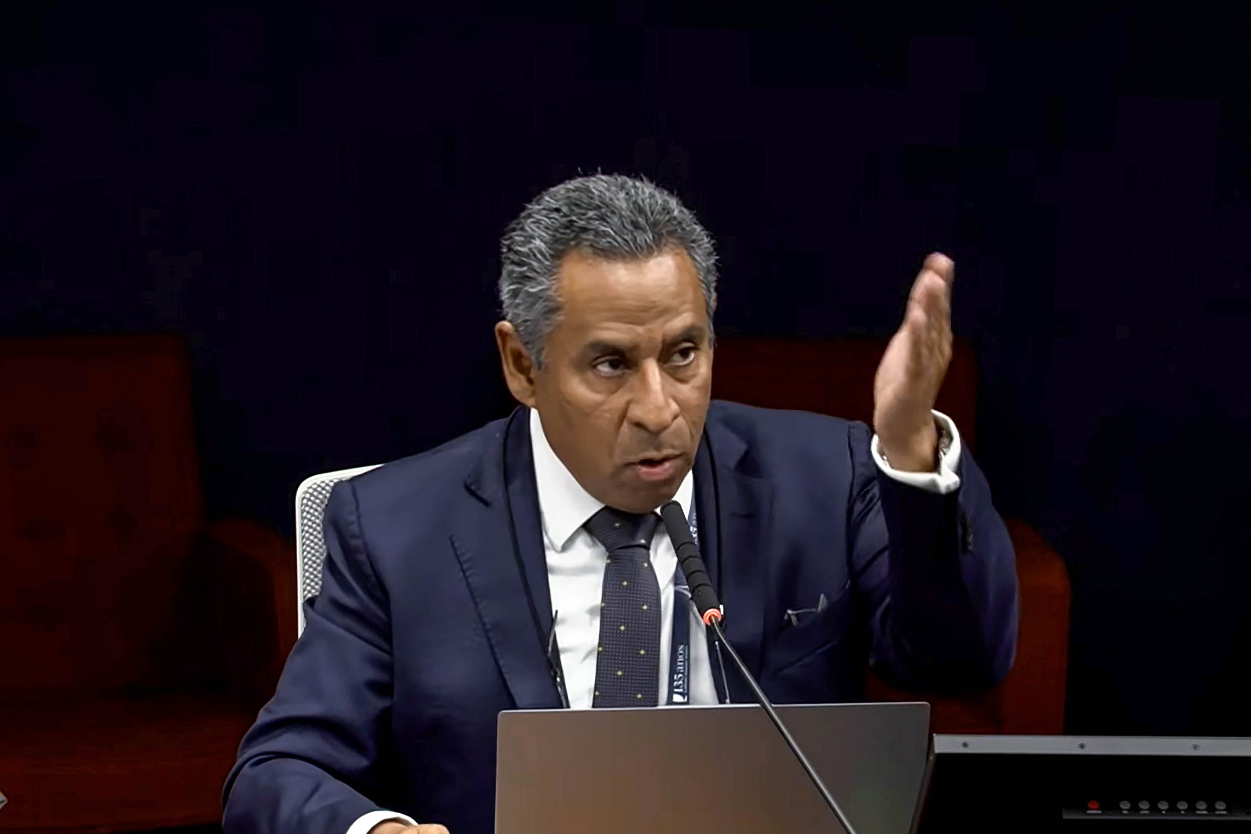 MAGISTRADO DEL TC FRANCISCO MORALES EXPUSO EN CONFERENCIA IBEROAMERICANA DE JUSTICIA CONSTITUCIONAL QUE SE REALIZA EN BRASIL