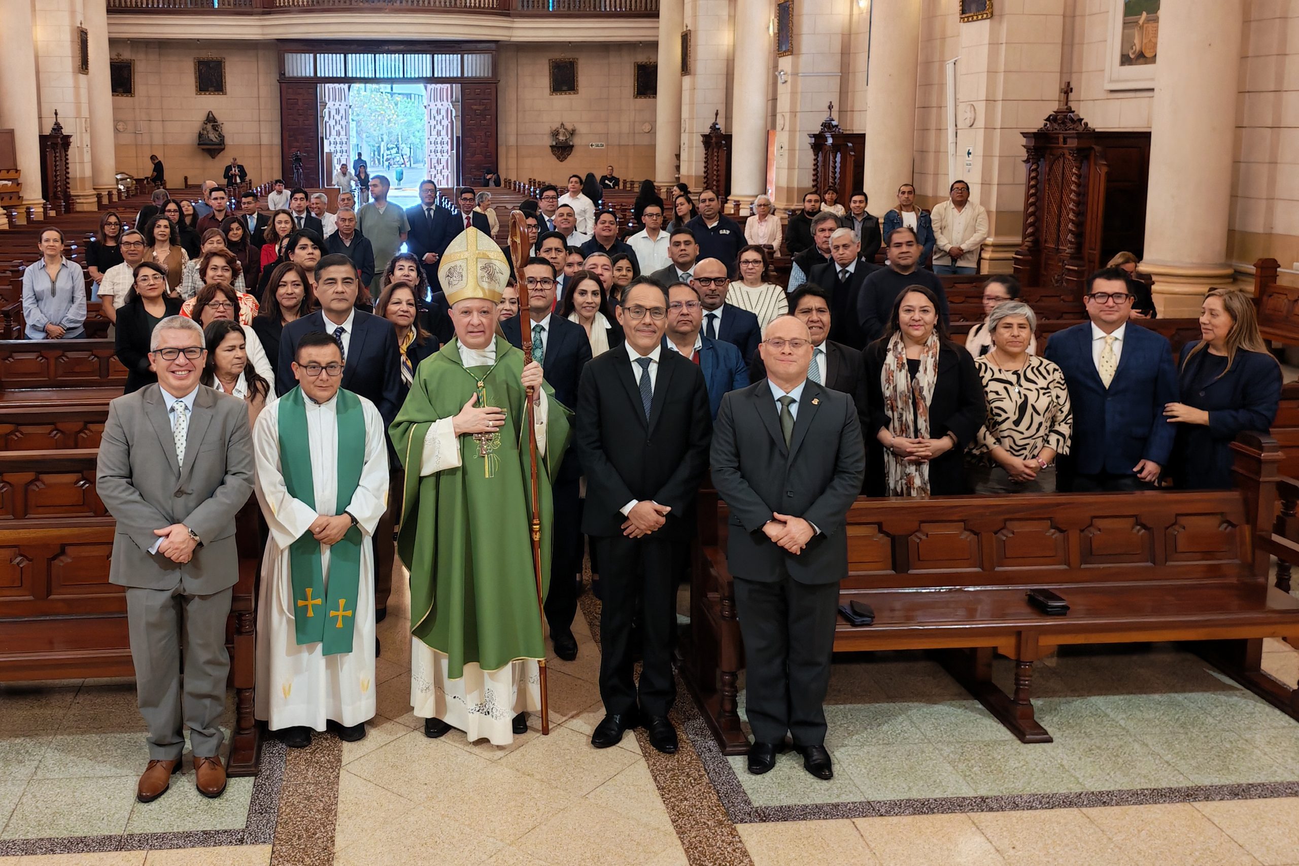 CON MISA EN LA PARROQUIA NUESTRA SEÑORA DEL PILAR SE INICIÓ LA SEMANA DE ACTIVIDADES POR EL 30 ANIVERSARIO DEL TRIBUNAL CONSTITUCIONAL