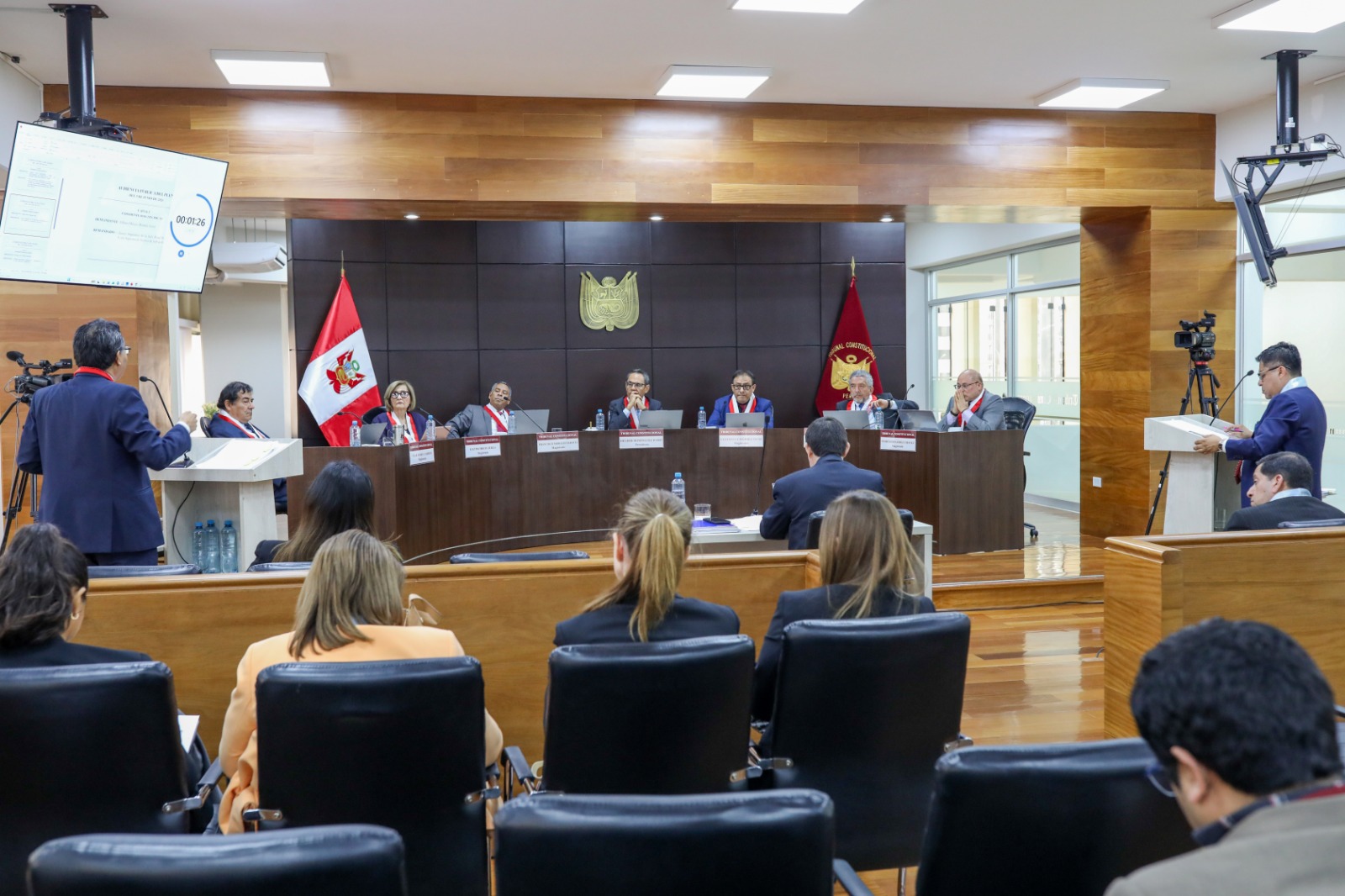 PLENO DEL TRIBUNAL CONSTITUCIONAL SESIONÓ EN AUDIENCIA PÚBLICA Y DEJÓ AL VOTO 17 PROCESOS CONSTITUCIONALES DE DIFERENTES JURISDICCIONES DEL PAÍS