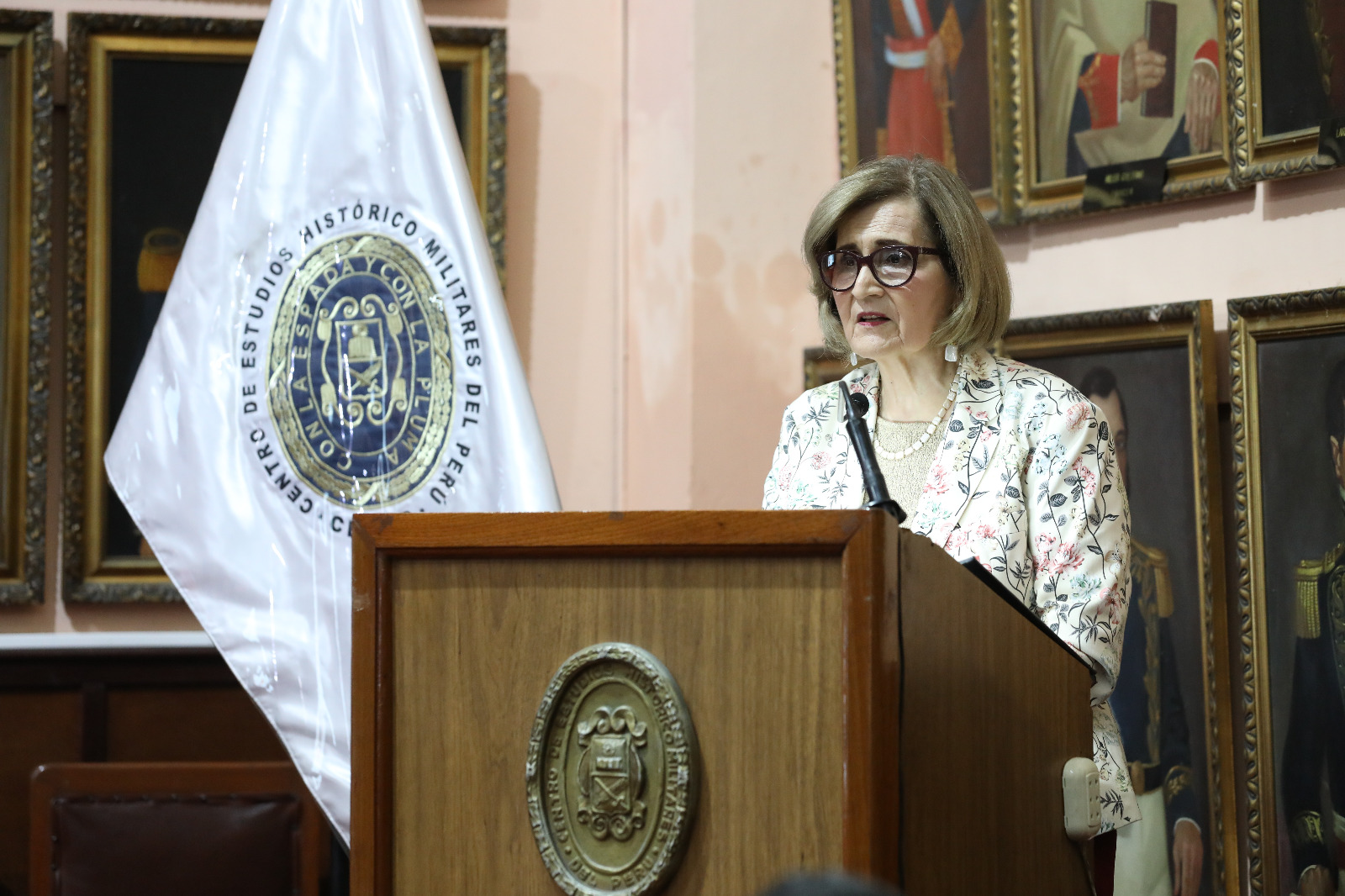 MAGISTRADA DEL TRIBUNAL CONSTITUCIONAL LUZ PACHECO ZERGA REFLEXIONA SOBRE LA INTELIGENCIA ARTIFICIAL Y LA SOCIEDAD
