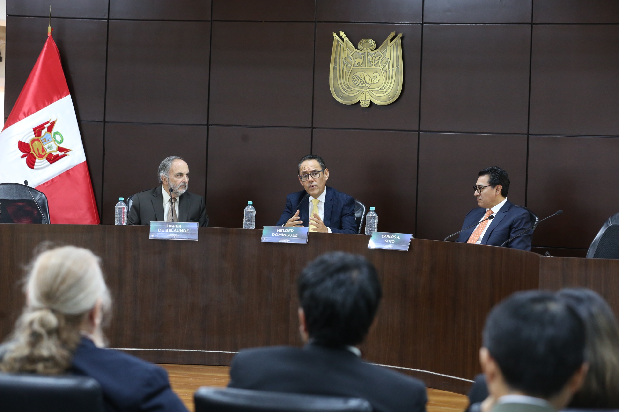 PRESIDENTE DEL TRIBUNAL CONSTITUCIONAL, HELDER DOMÍNGUEZ HARO, PARTICIPÓ EN LA INAUGURACIÓN DEL XIII SEMINARIO DE CONTRATACIÓN PÚBLICA Y ARBITRAJE