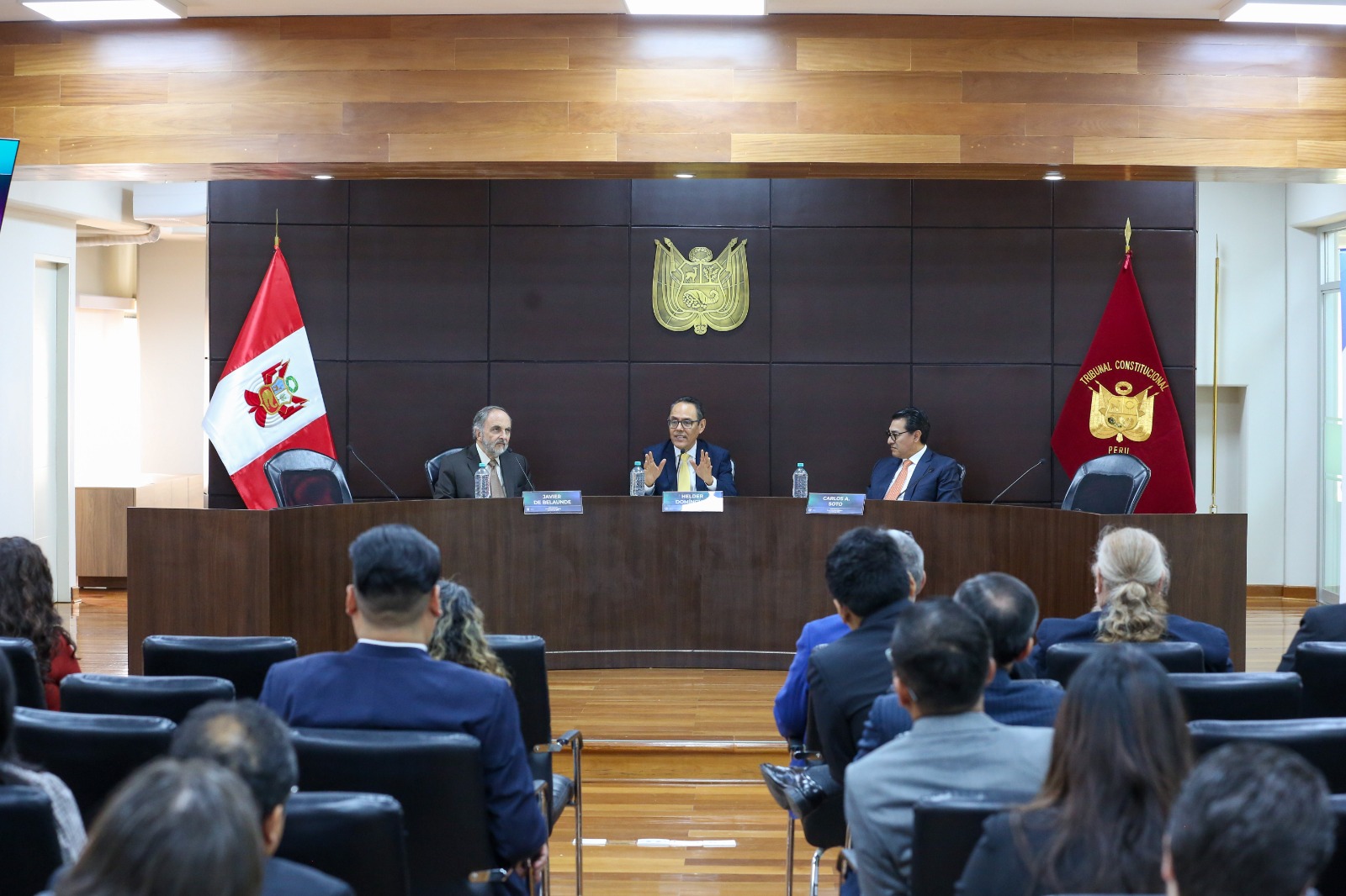 PRESIDENTE DEL TRIBUNAL CONSTITUCIONAL, HELDER DOMÍNGUEZ HARO, PARTICIPÓ EN LA INAUGURACIÓN DEL XIII SEMINARIO DE CONTRATACIÓN PÚBLICA Y ARBITRAJE