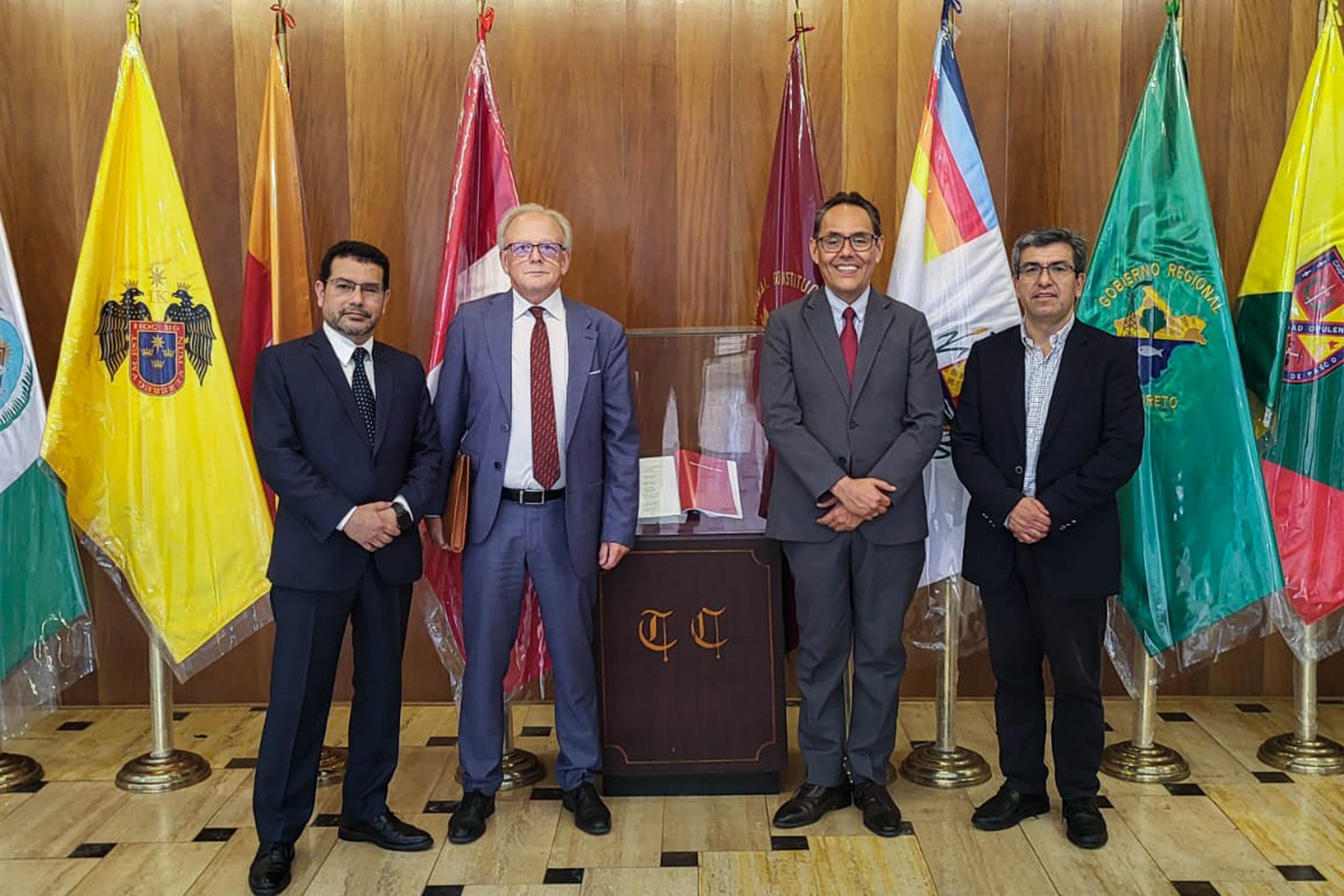 DESTACADO JURISTA ESPAÑOL JUAN ANTONIO GARCÍA AMADO REALIZÓ UNA VISITA PROTOCOLAR A LA SEDE DEL TRIBUNAL CONSTITUCIONAL DE SAN ISIDRO