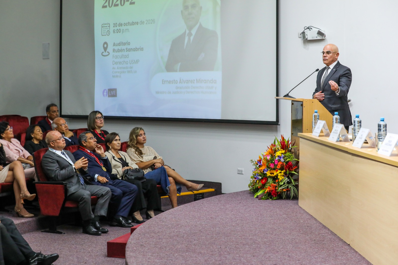 PRESIDENTE DEL TC PEDRO HERNÁNDEZ Y MAGISTRADO FRANCISCO MORALES PARTICIPARON EN CEREMONIA DE ORGULLO SANMARTINIANO DE LA USMP